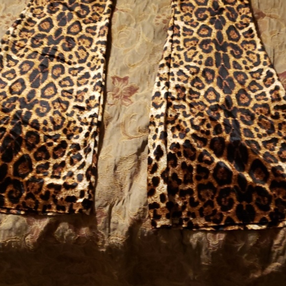 Cheetah bell bottoms - Picture 2 of 2